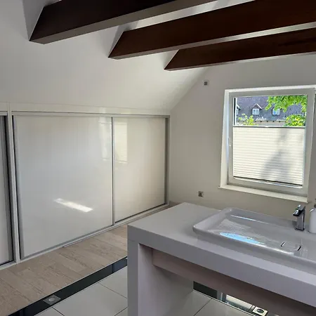 Nadmorska Mila بيت للعطل